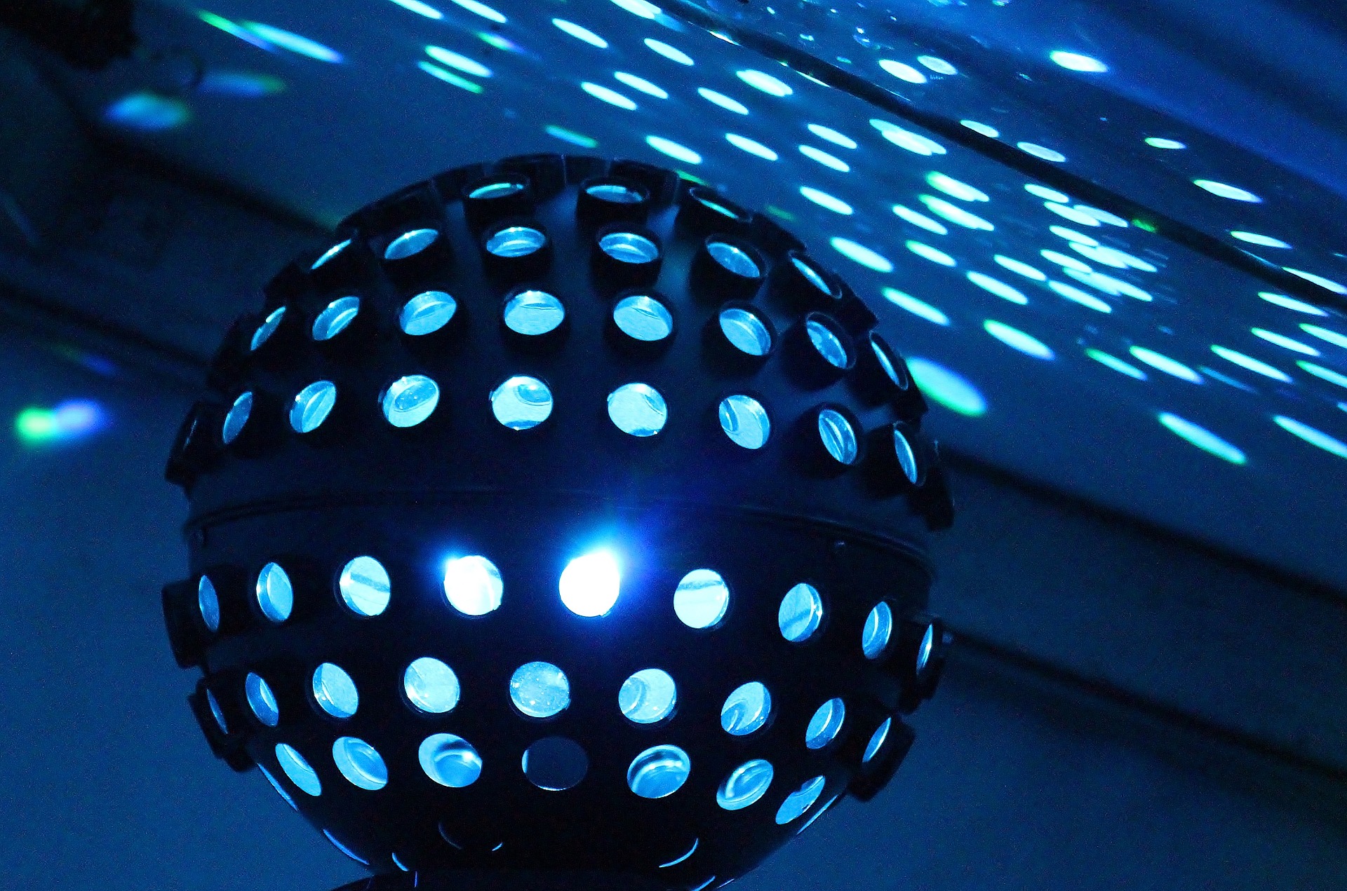 Real Event DJs – Real DJs for your Party, Wedding or Event, anywhere in ...